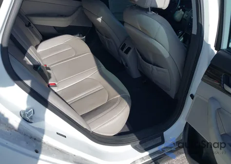 2016 Hyundai Sonata Limited z USA, uszkodzony, nr VIN 5NPE34AF9GH346276